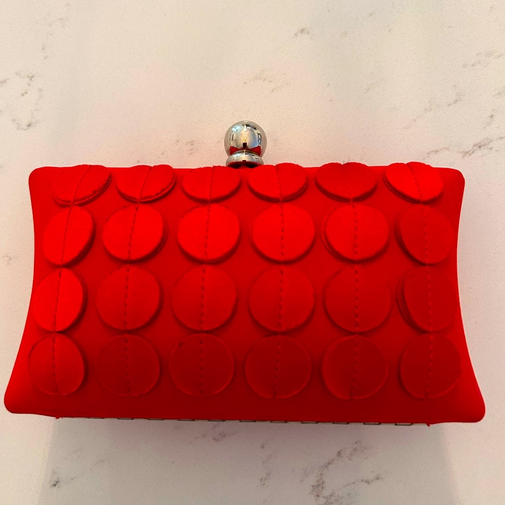 Red Circle Appliqué Clutch - Elegant Evening Wristlet